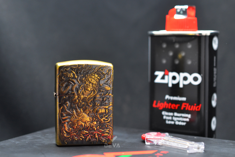 Set Zippo Armor Khắc Nổi 3D Thần vs Rồng ZD71