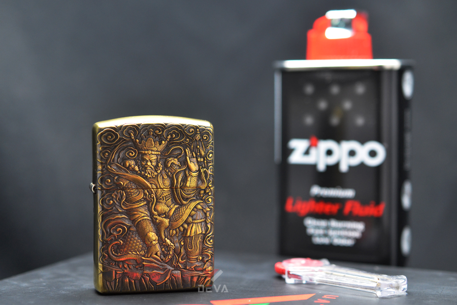 Set Zippo Armor Khắc Nổi Vị Thần Cổ Đại ZD70