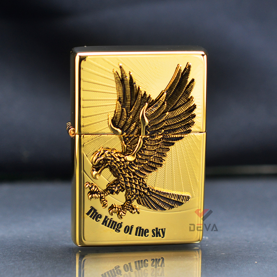 Zippo Vintage Mạ Vàng Ốp Emblem Đại Bàng Tung Cánh ZN144 