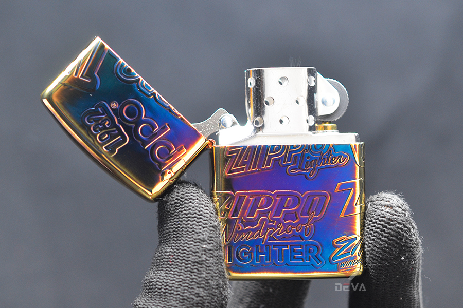 Zippo Armor màu đồng cháy in nổi dòng chữ Zippo ZN331