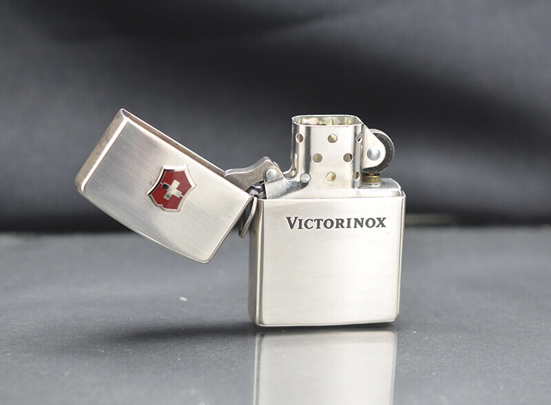 SET Zippo 1996 Victorinox C16