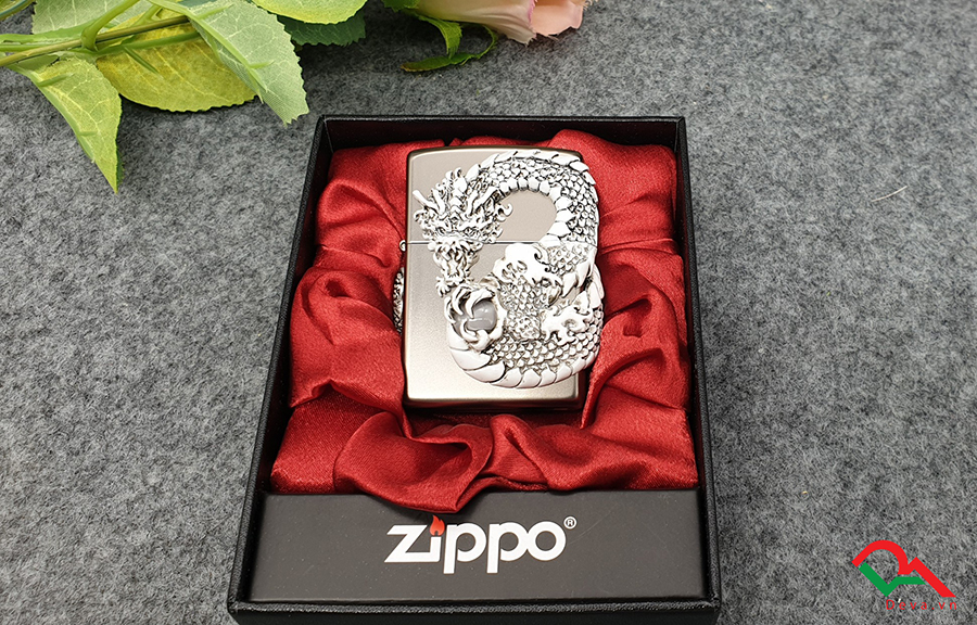 Zippo ốp Emblem hình Rồng Trắng ZN136