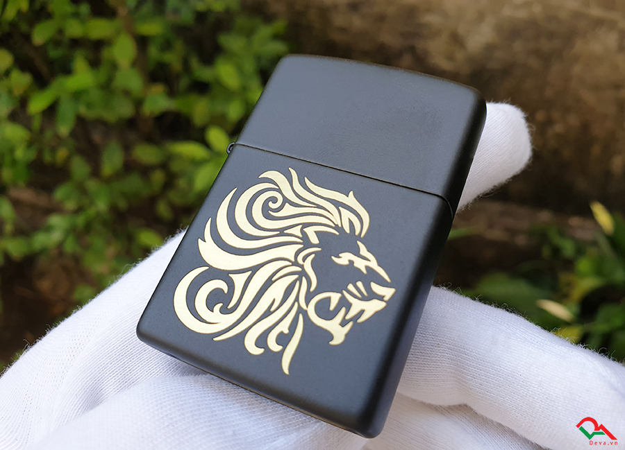 Zippo sơn tĩnh điện hình đầu sư tử vàng Z322
